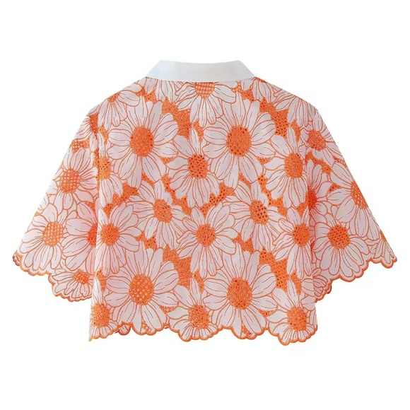 Orange Sunflower Button Up Crop Top - Picture 2 of 4